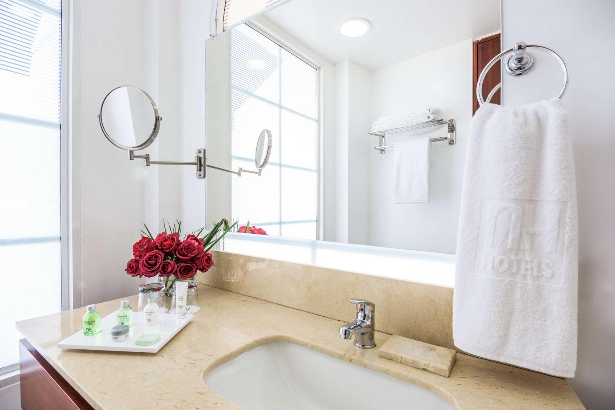 Nh Royal Urban Cartagena Hotel Luaran gambar