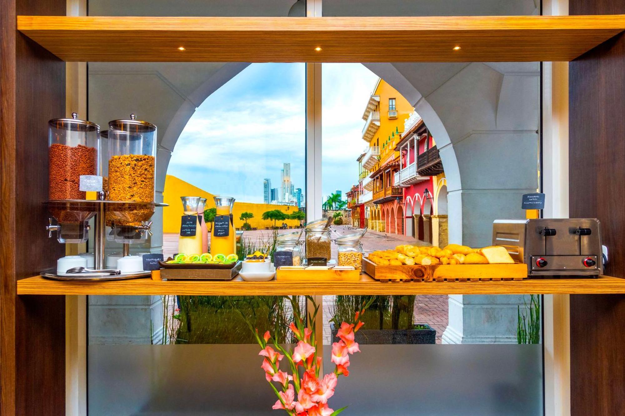 Nh Royal Urban Cartagena Hotel Luaran gambar